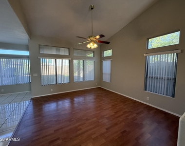 1253 N Spire Court - Photo Thumbnail 17