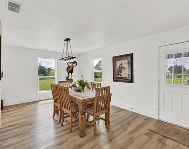 1901 Melissa Lane - Photo Thumbnail 11