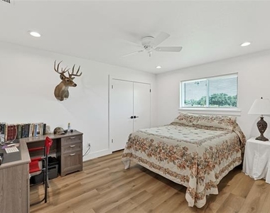 1901 Melissa Lane - Photo Thumbnail 22