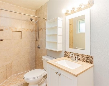 1021 Patricia Street - Photo Thumbnail 19