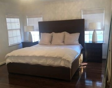 4104 University Boulevard - Photo Thumbnail 8