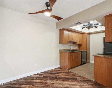 7350 N Via Paseo Del Sur -- - Photo Thumbnail 5