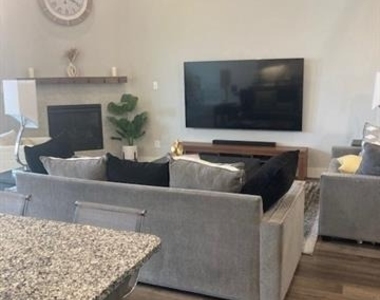 645 Highberry Drive - Photo Thumbnail 10