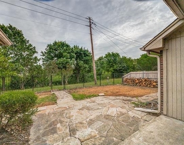 512 Parkview Place - Photo Thumbnail 23