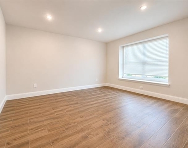 1212 Castiglione Lane - Photo Thumbnail 1