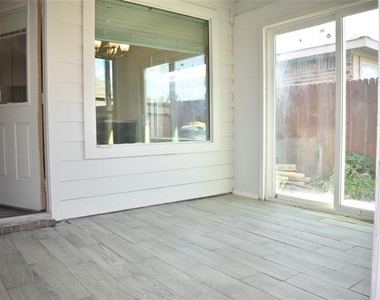 9717 Snowbell Lane - Photo Thumbnail 24