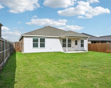 9121 Lookout Point - Photo Thumbnail 38