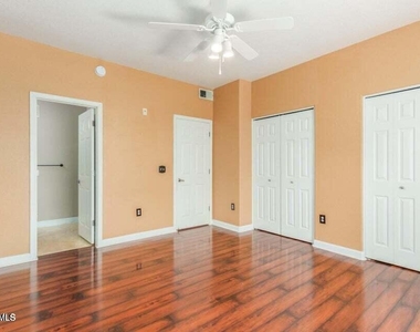 4455 E Paradise Village Parkway S - Photo Thumbnail 16