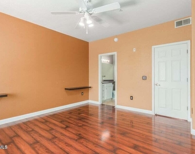4455 E Paradise Village Parkway S - Photo Thumbnail 17