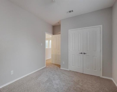 4134 Petersburg Drive - Photo Thumbnail 22