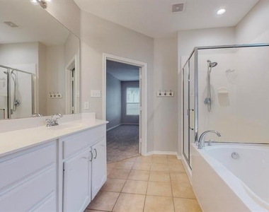 4134 Petersburg Drive - Photo Thumbnail 16