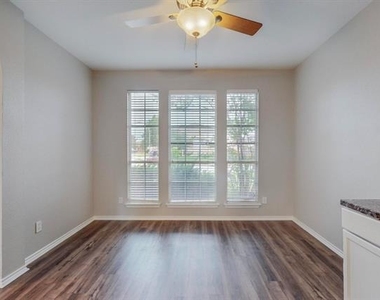 4134 Petersburg Drive - Photo Thumbnail 6