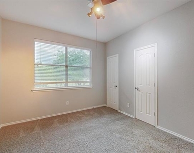 4134 Petersburg Drive - Photo Thumbnail 24