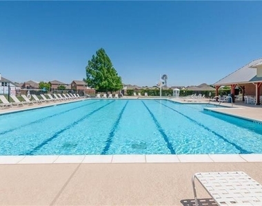 4134 Petersburg Drive - Photo Thumbnail 31