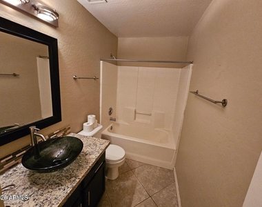 16804 N 20th Street - Photo Thumbnail 16