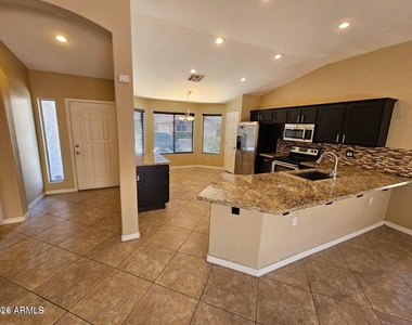 16804 N 20th Street - Photo Thumbnail 1