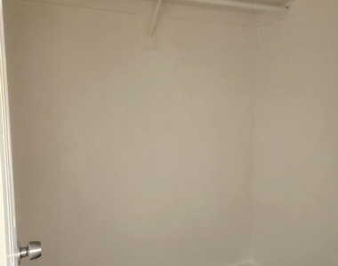 1731 E Cambridge Avenue - Photo Thumbnail 15