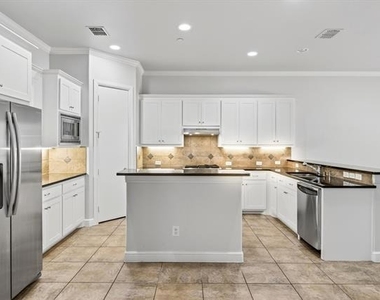 8317 Moore Street - Photo Thumbnail 10