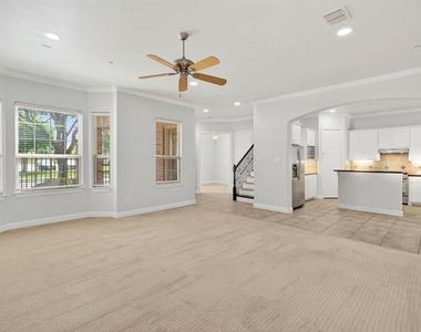 8317 Moore Street - Photo Thumbnail 9