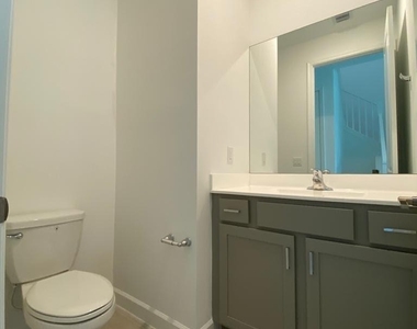 4946 Navali Drive - Photo Thumbnail 9