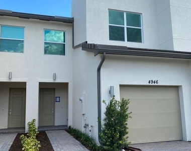 4946 Navali Drive - Photo Thumbnail 25