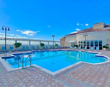 511 Se 5 Avenue - Photo Thumbnail 43