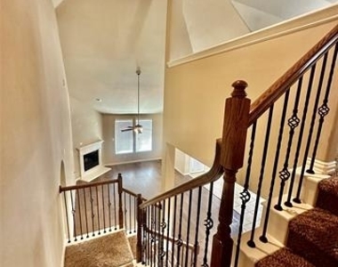 4001 Muscadine Drive - Photo Thumbnail 13