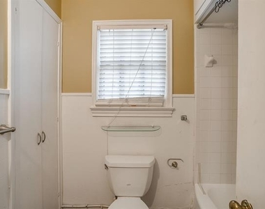 3216 Cockrell Avenue - Photo Thumbnail 15