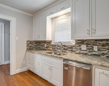 3216 Cockrell Avenue - Photo Thumbnail 10