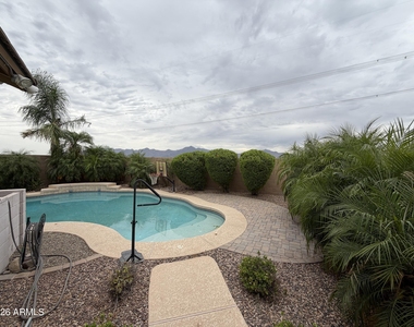 6906 S 78th Drive - Photo Thumbnail 30