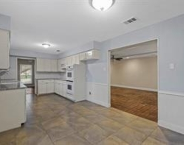 14722 Overview Drive - Photo Thumbnail 14