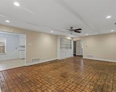 14722 Overview Drive - Photo Thumbnail 5