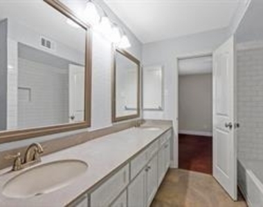 14722 Overview Drive - Photo Thumbnail 30