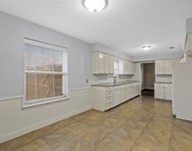 14722 Overview Drive - Photo Thumbnail 13