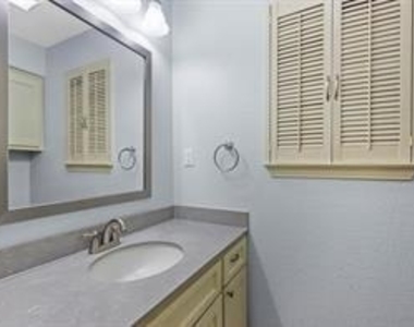 14722 Overview Drive - Photo Thumbnail 36