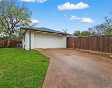 14722 Overview Drive - Photo Thumbnail 38