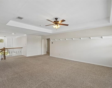 1613 Long Prairie Court - Photo Thumbnail 32