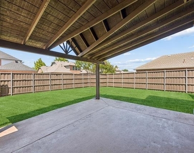 1613 Long Prairie Court - Photo Thumbnail 35