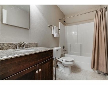5425 Comanche Wells Drive - Photo Thumbnail 11
