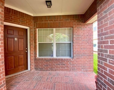 10008 Coolidge Drive - Photo Thumbnail 21