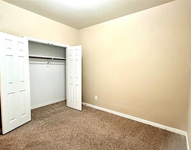 10008 Coolidge Drive - Photo Thumbnail 18