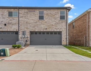 1274 Alamo Drive - Photo Thumbnail 17