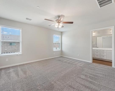1274 Alamo Drive - Photo Thumbnail 12