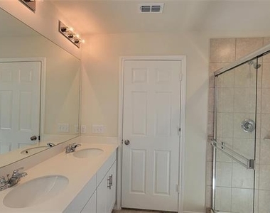 807 Goldenrod Lane - Photo Thumbnail 18