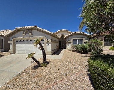 11548 W Pronghorn Court - Photo Thumbnail 2