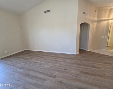 11548 W Pronghorn Court - Photo Thumbnail 18