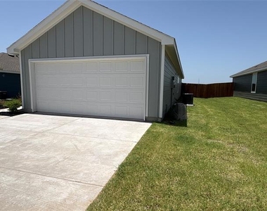 3022 Serenity Lane - Photo Thumbnail 17