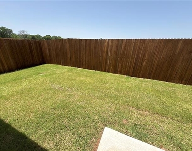3022 Serenity Lane - Photo Thumbnail 14