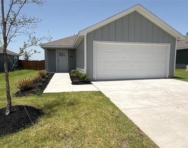 3022 Serenity Lane - Photo Thumbnail 16