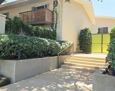 4616 W Lovers Lane - Photo Thumbnail 20